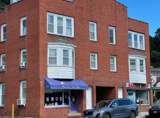 177 Main St APT C3, Northport, NY 11768