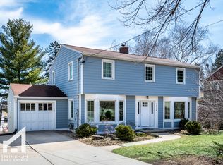 1215 Wellesley Rd, Madison, WI 53705