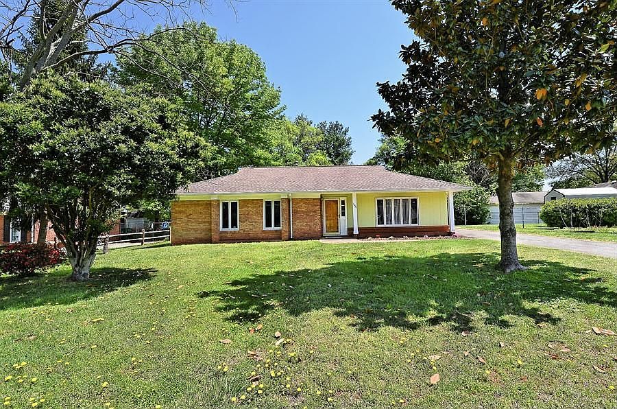1st image of 1411 Cedarwood Ln