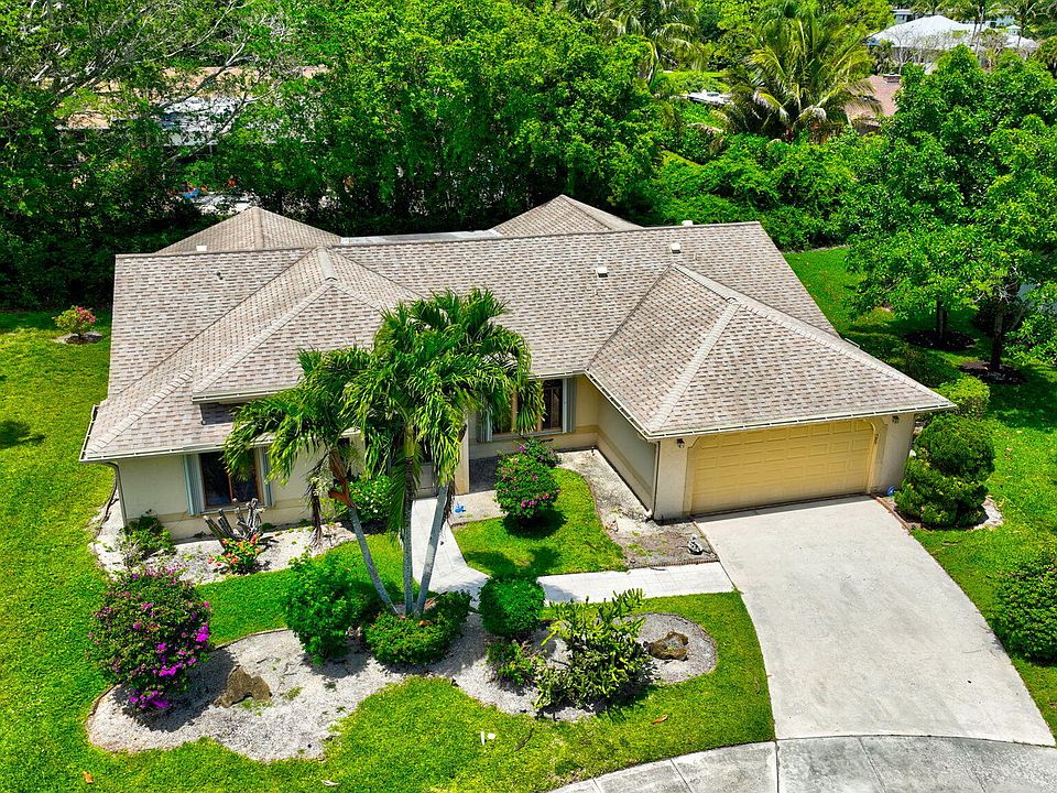 1st image of 2925 Riviera Drive