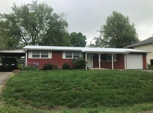 303 W Christy Dr, Savannah, MO 64485