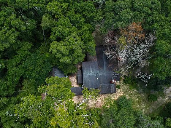 2nd image of 94 Dove Ln
