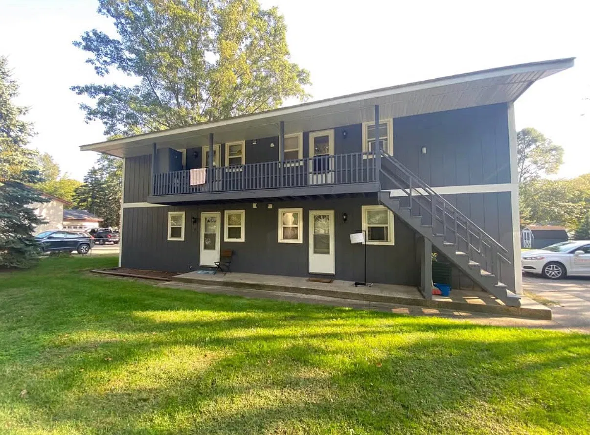1 bed, 750 sqft, $1,050 — Photo 1