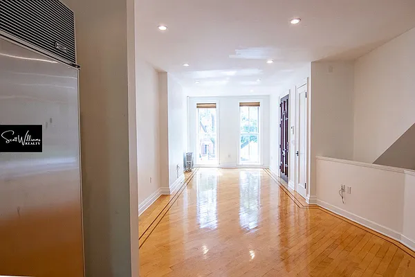 Rented by Scott Williams Realty LLC | media 32