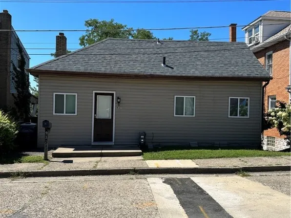 937 Walnut St, Ambridge, PA 15003