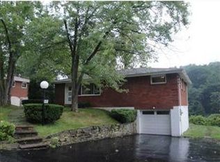 803 Lindenwood Dr, Pittsburgh, PA 15234
