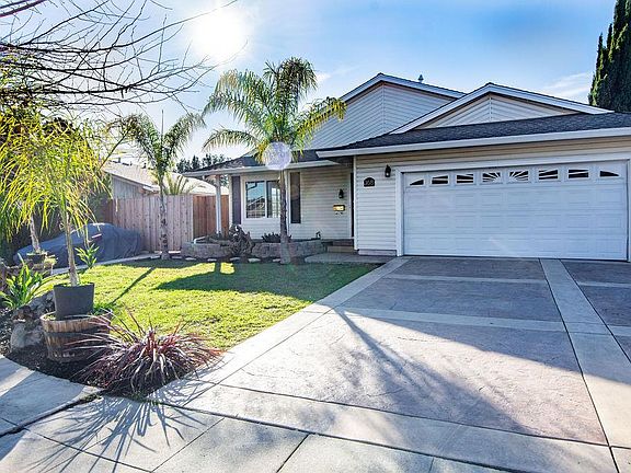 4th image of 368 Sunpark Ct