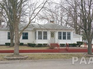 255 Thompson Ct, Canton, IL 61520