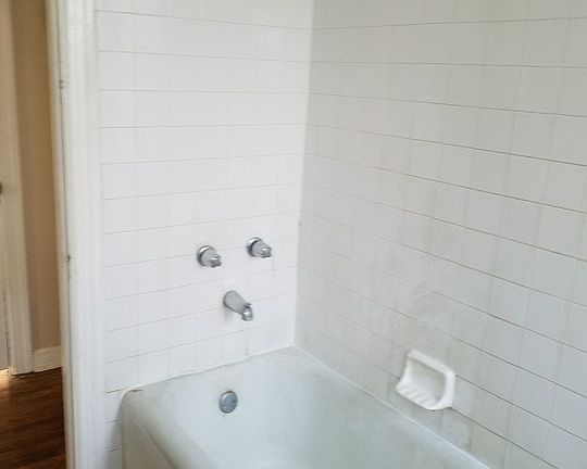 4th image of 2623 W 78th Pl