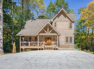 2743 Owls Cove Way, Sevierville, TN 37862