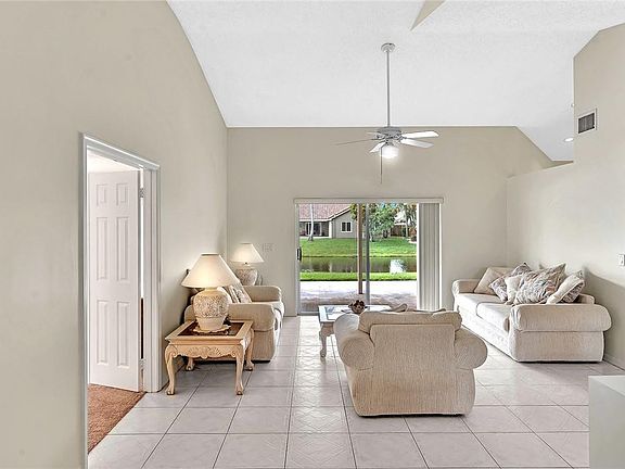 5th image of 12594 SW 8th Court