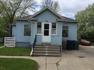 109 4th St SE, Watertown, SD 57201