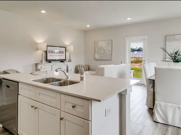 1407 Maritime Dr — Photo 8