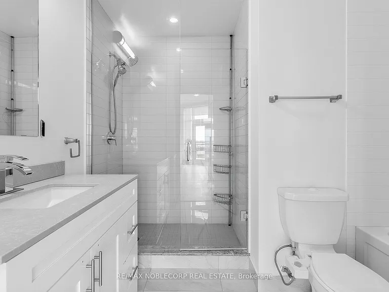 840 Queens Plate Dr #1705 — Photo 26