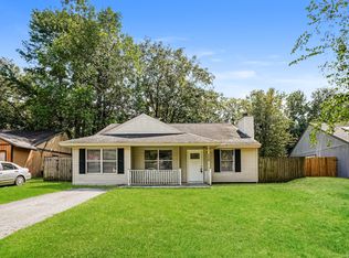 116 Robert Dr, Ladson, SC 29456