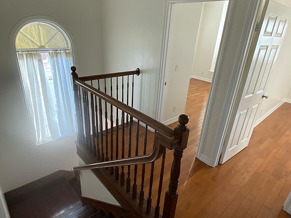 4th image of 5838 Encinita Ave
