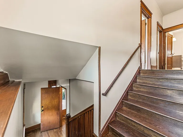3910 Mercier St #2 — Photo 15