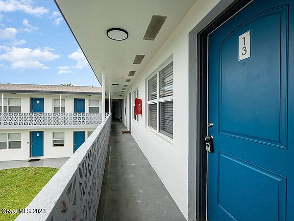 2nd image of 1031 Park Dr #13