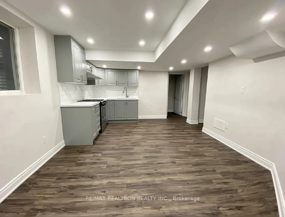 2 bed, $2,100 — Photo 2