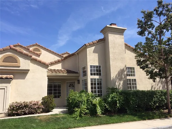 33 Almador, Irvine, CA 92614