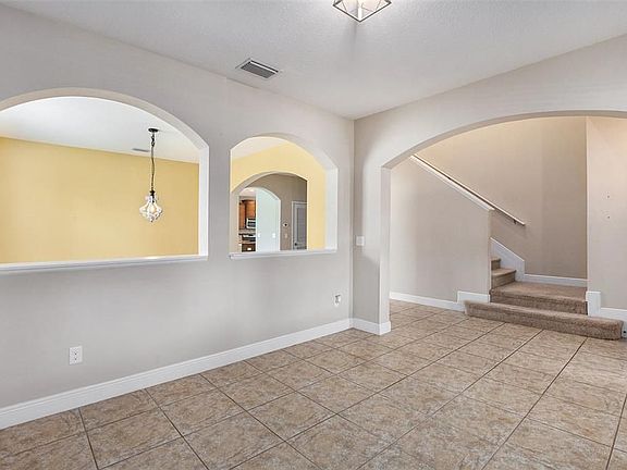 4th image of 12318 Fairlawn Dr