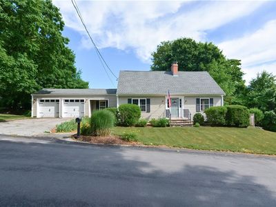 30 Westwood Rd, Lincoln, RI, 02865