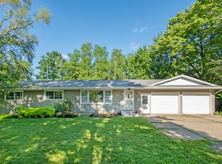 843 Spaulding Ave SE, Ada, MI 49301