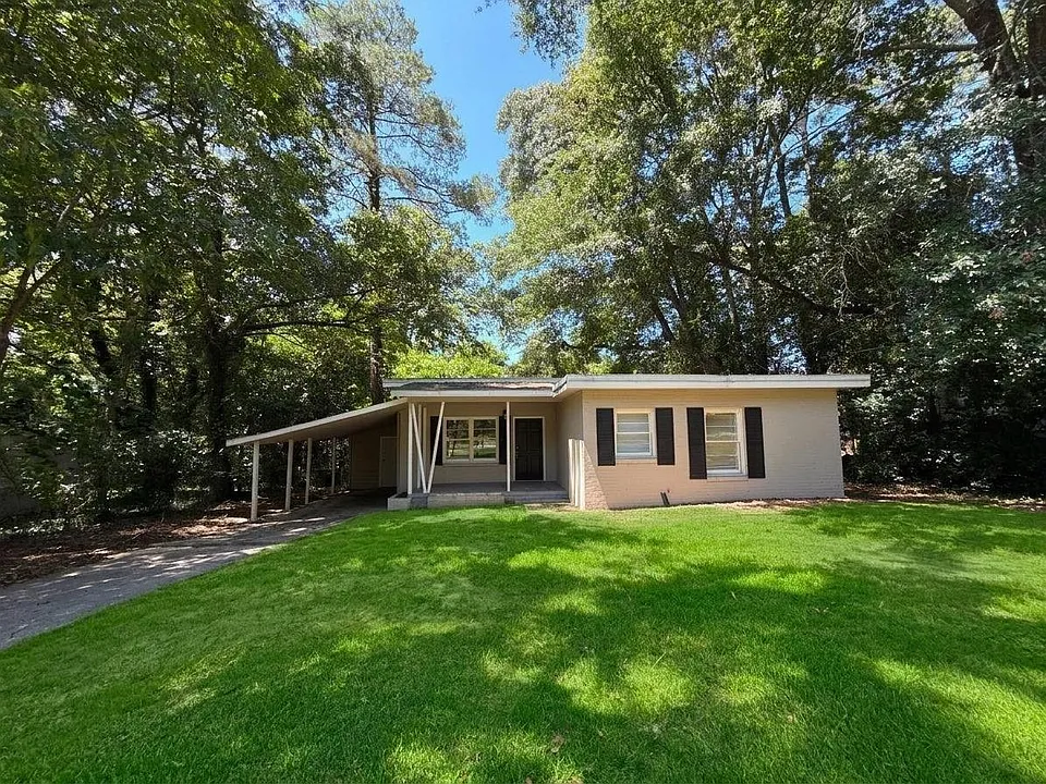 905 Wright Dr