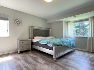 822 N Thompson Dr APT 2, Madison, WI 53704