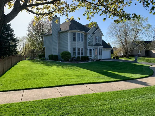 1749 Columbine Ct, Yorkville, IL 60560