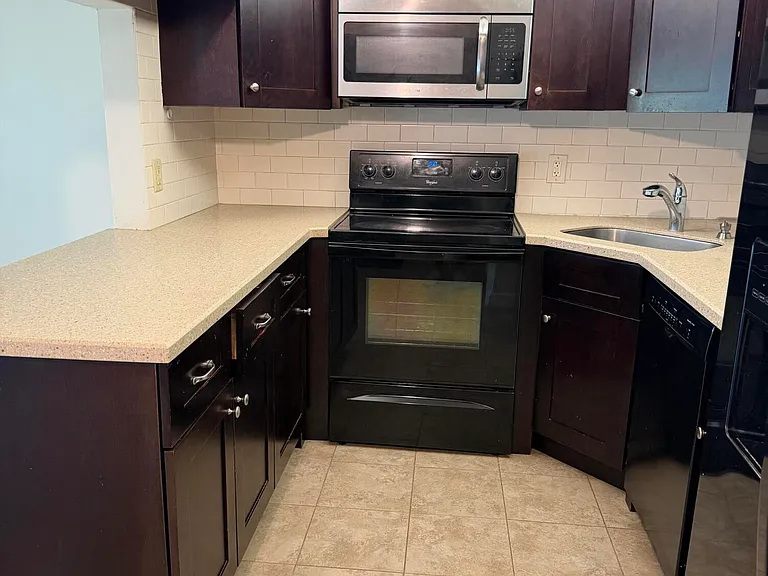 726 Sunny Pine Way #B2 — Photo 15