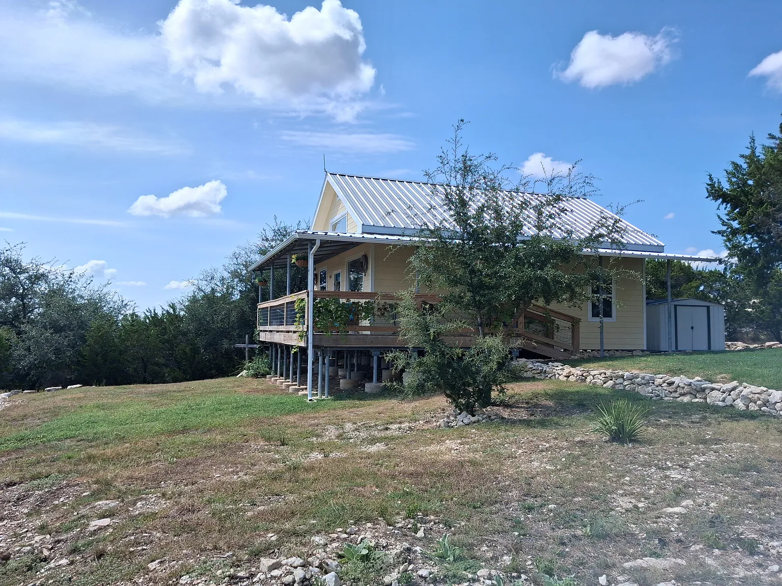 2 bed, 900 sqft, $1,550 — Photo 3