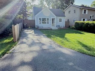 1606 Turnbull Dr, Round Lake Beach, IL