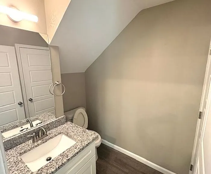 613 Brister St #B-103 — Photo 7