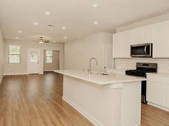 4th image of 3602 Atlas Point Ln
