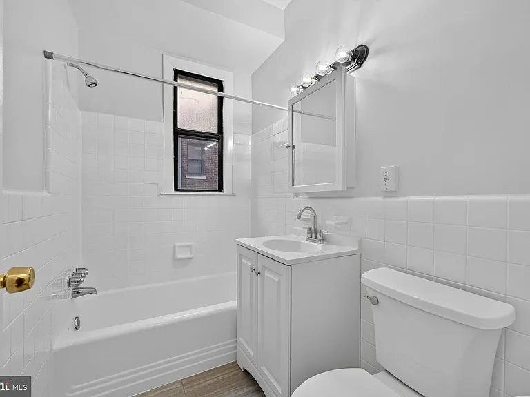 2515 K St NW #507 — Photo 9