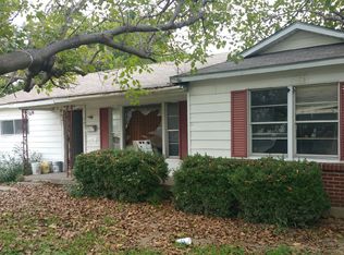 3612 Swan St, Haltom City, TX 76117