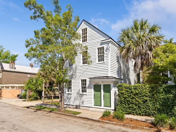 2 Henrietta St, Charleston, SC 29403