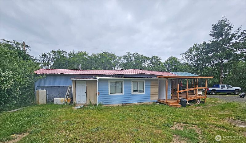 3rd image of 1022 Juniper Street