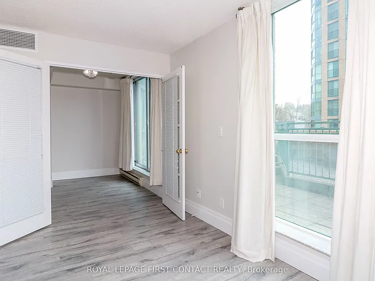 140 Dunlop St E #309 — Photo 10
