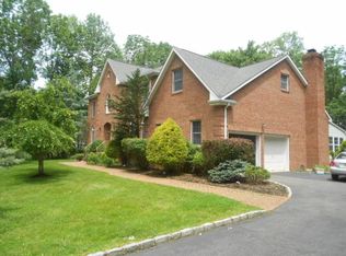 11 Bragman Rd, Randolph, NJ 07869