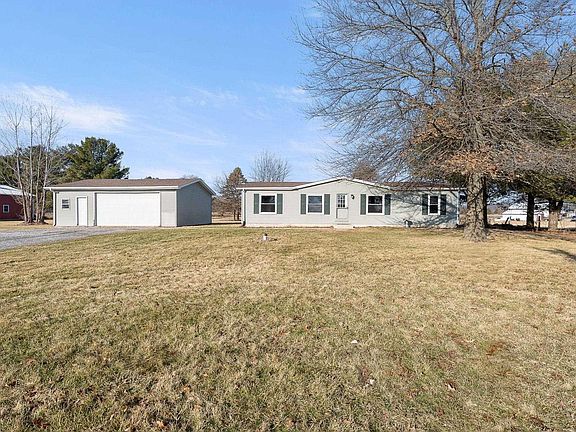 2nd image of 18711 McDuffee Rd