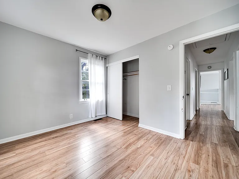 6209 Laramie Ave — Photo 33