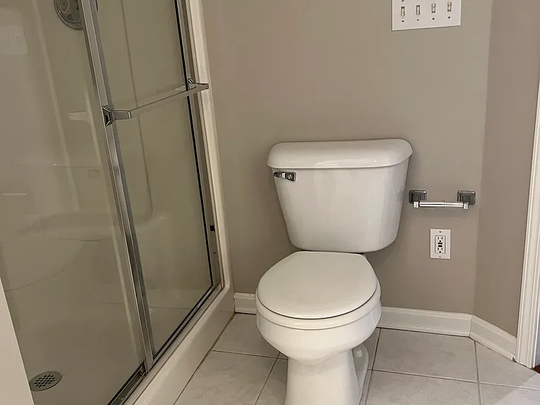 Master bathroom.