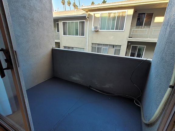 3rd image of 448 S Alexandria Ave APT 106A