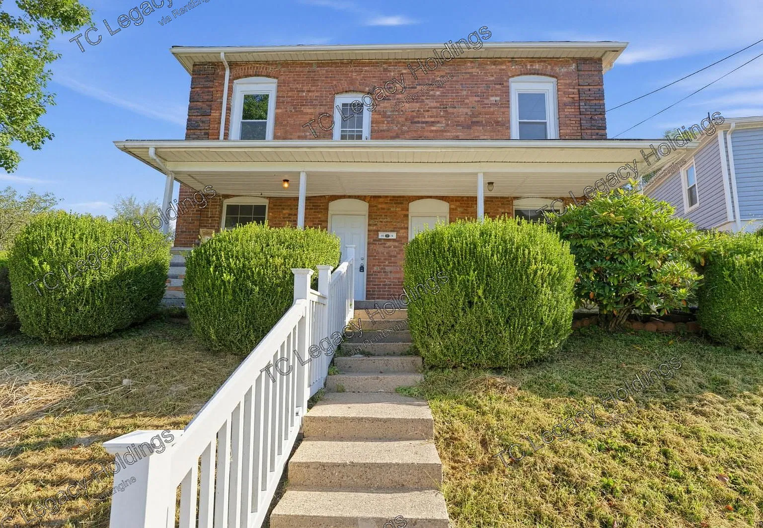 4 bed, 2.0 bath, 2144 sqft, $1,600 — Photo 3