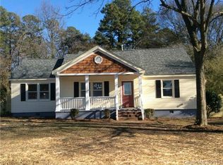 1819 Thriftwood Dr, Charlotte, NC 28208