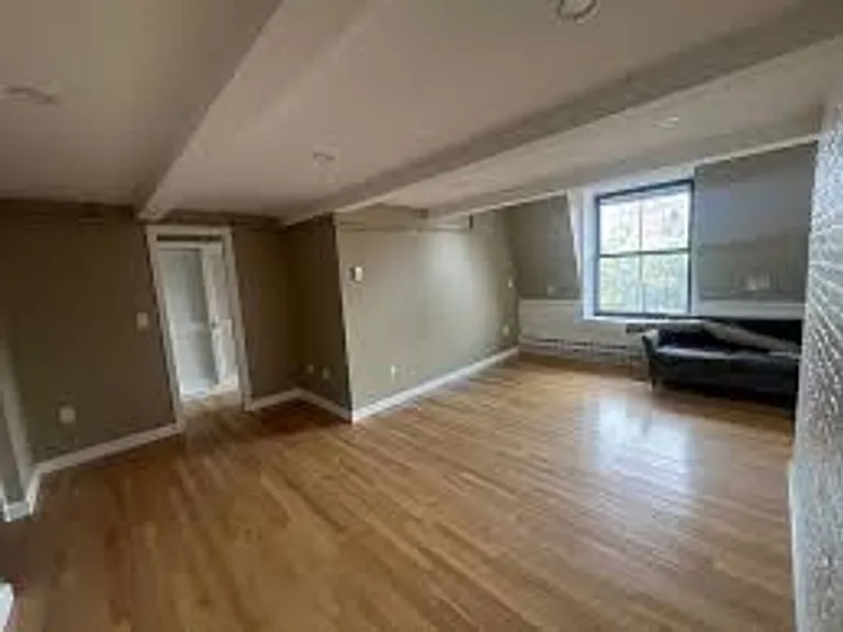 111 Beacon St #F2 — Photo 4