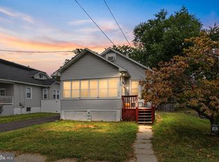 15 N Poplar Ave, Maple Shade, NJ 08052