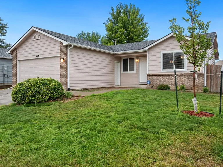 1110 Norma Ct — Photo 1